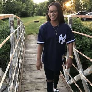 Meet your Posher, Imani